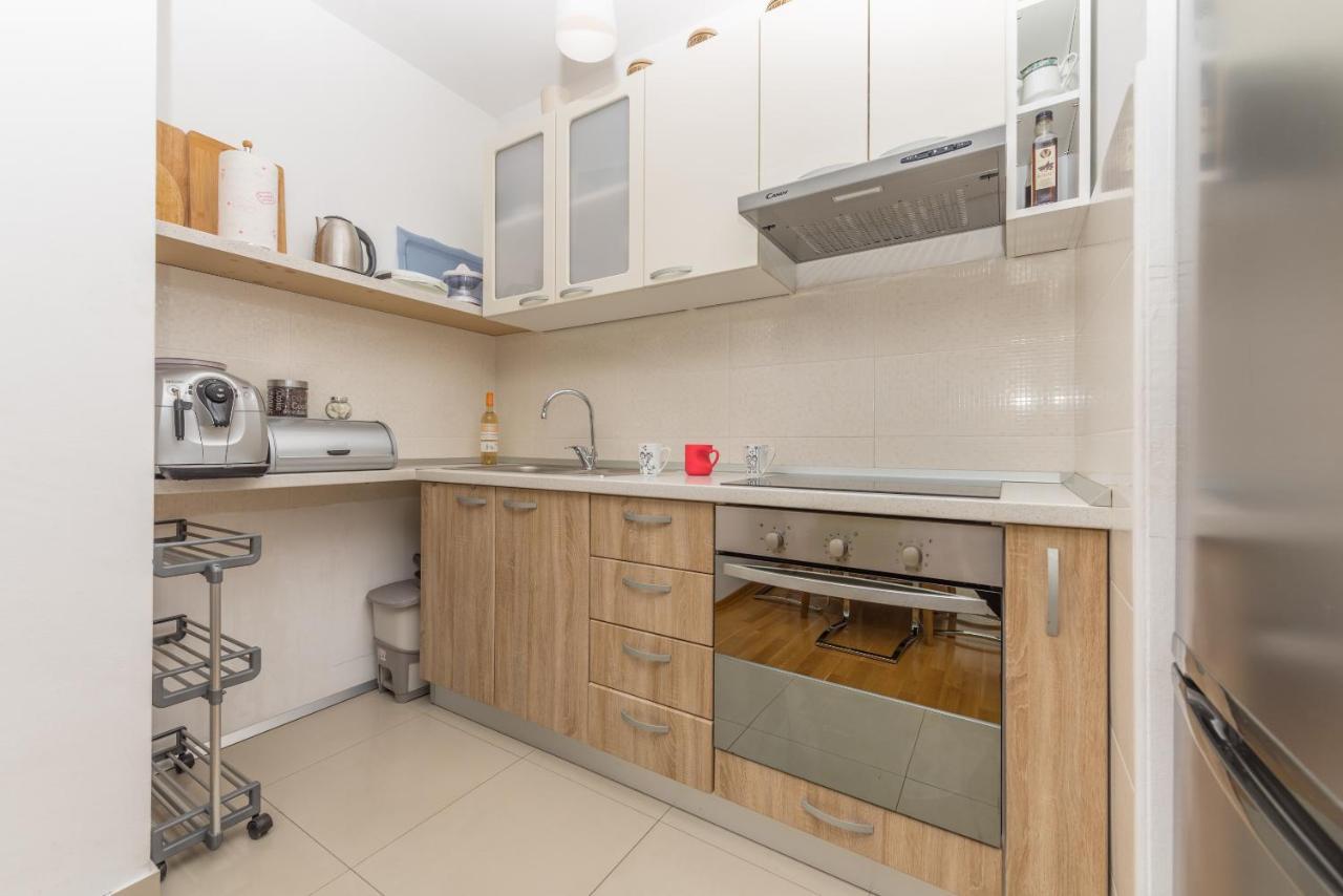 Ferienwohnung Neno Makarska Exterior foto