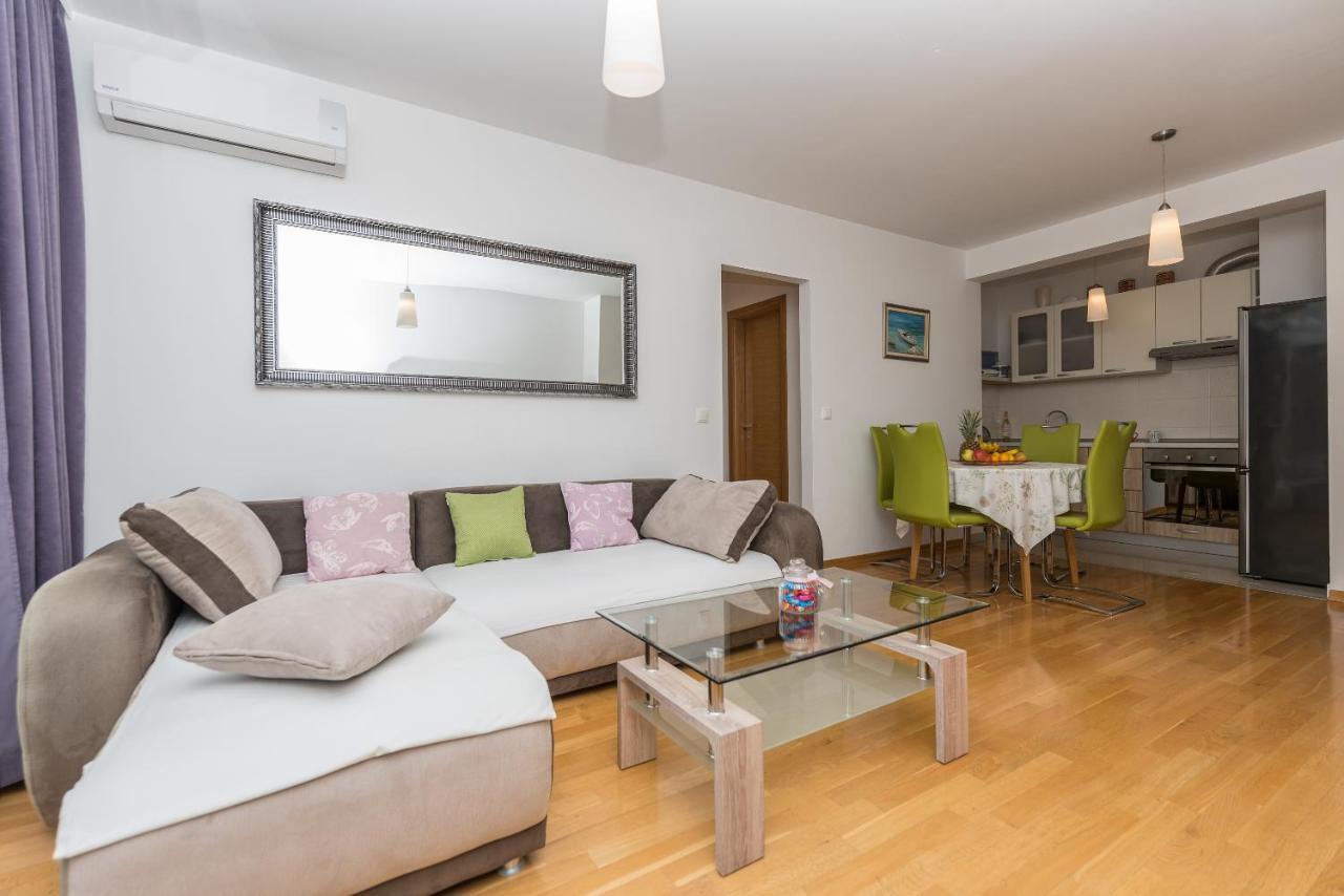 Ferienwohnung Neno Makarska Exterior foto