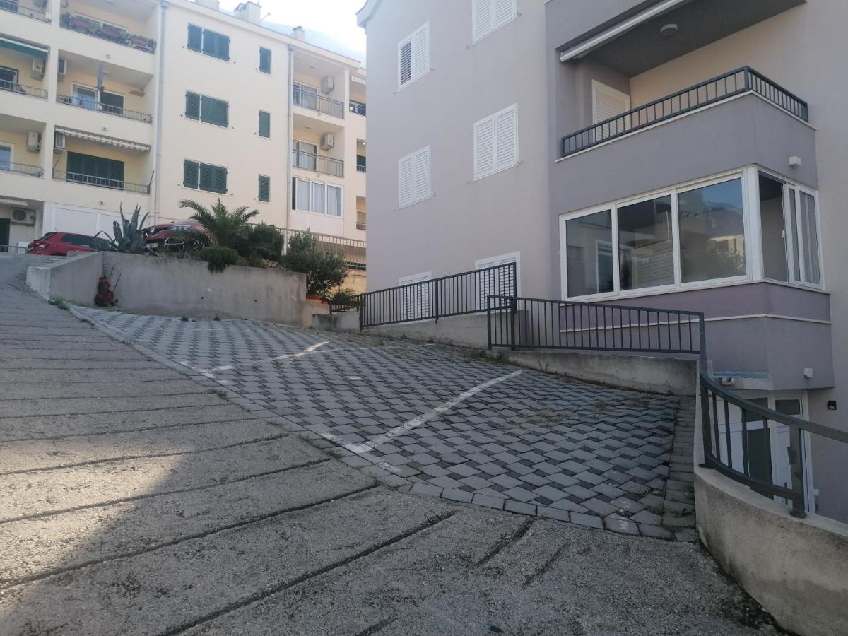 Ferienwohnung Neno Makarska Exterior foto